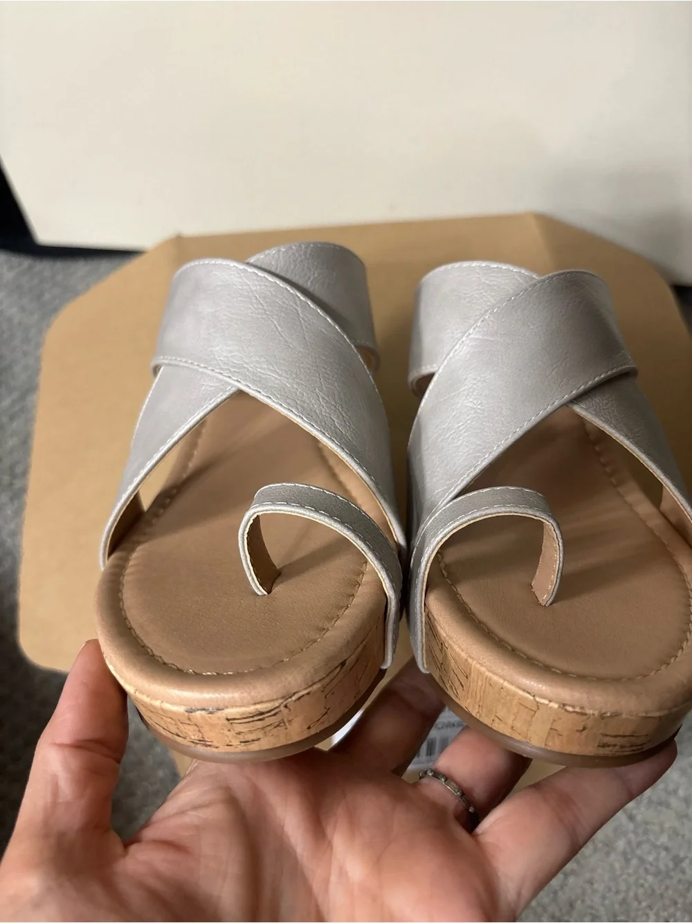 Journee Womens Rayna Wedge Heel Slip On Sandals 8.5 M brand new